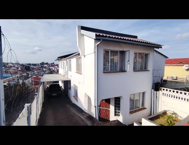 4 BEDROOM HOUSE FOR SALE IN MONTFORD